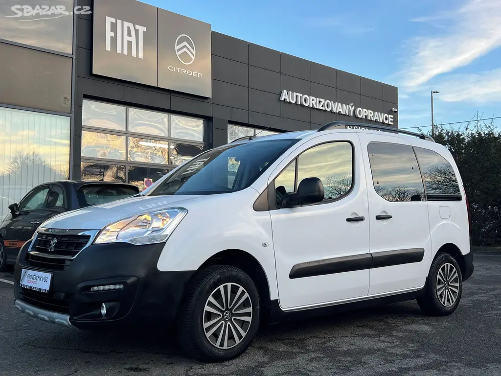 Peugeot Partner, 1.2 110k SERVIS ZÁRUKA TAŽNÉ