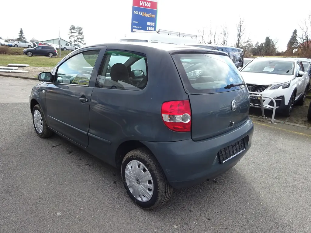 Volkswagen Fox 1,2 i, BEZ KOROZE, GARANCE KM - fotka 4
