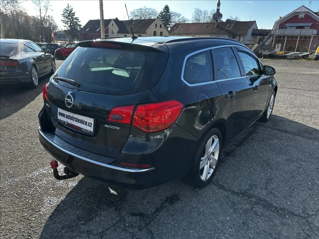 Opel Astra, 1,6 CDTi - 100kW-MÁLO KM-CEBIA - fotka 5