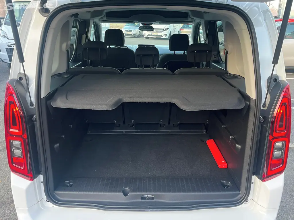 Opel Combo, 1.2 110k SERVIS ZÁRUKA NAVI - fotka 6