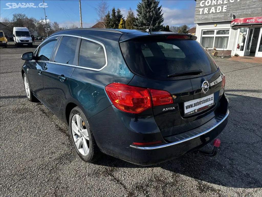 Opel Astra, 1,6 CDTi - 100kW-MÁLO KM-CEBIA - fotka 3