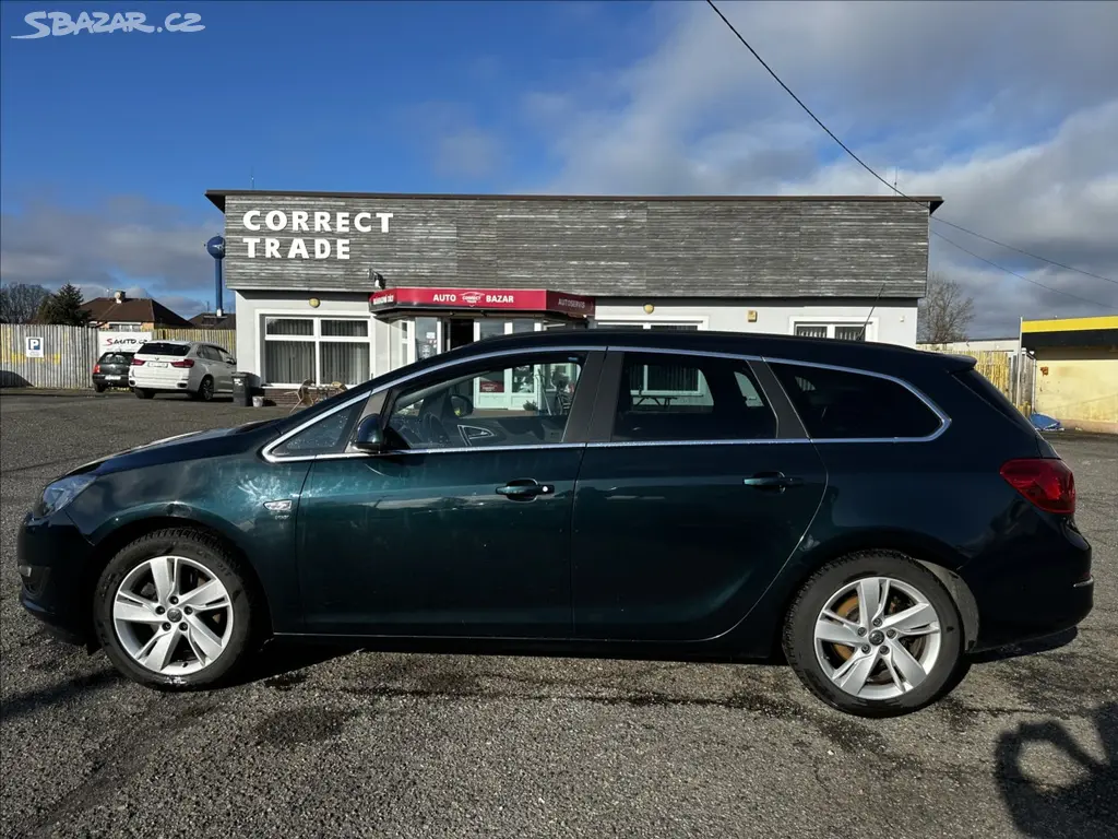 Opel Astra, 1,6 CDTi - 100kW-MÁLO KM-CEBIA - fotka 2