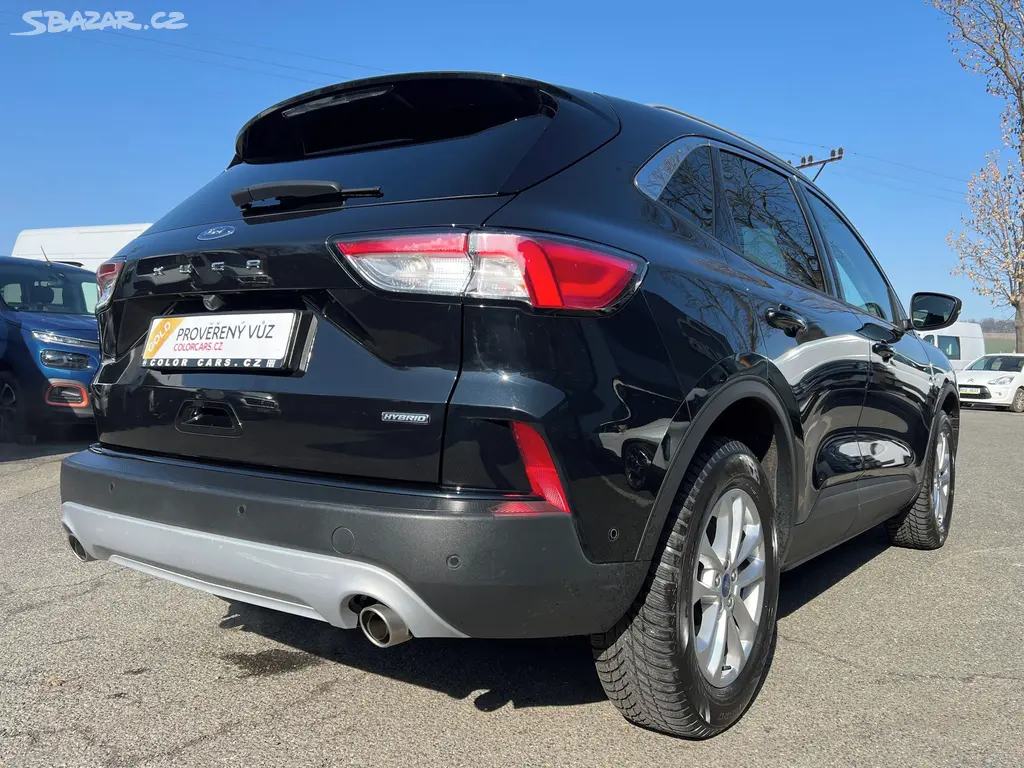 Ford Kuga, 2.5 PHEV 152k TITANIUM ZÁRUKA - fotka 5