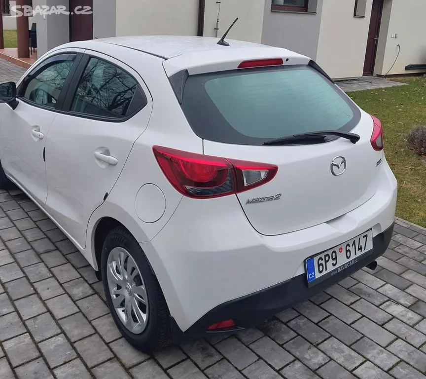 Mazda 2 1.5 55kw - fotka 3