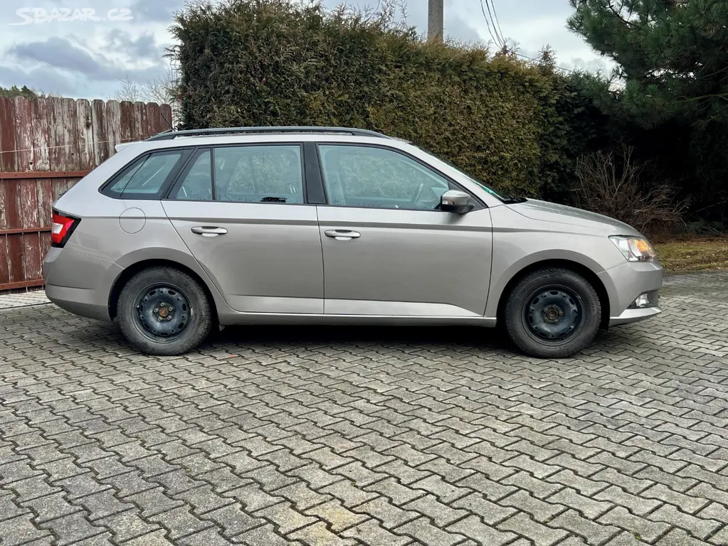 Škoda Fabia 1,0 TSI / KLIMA / 2015 - fotka 6