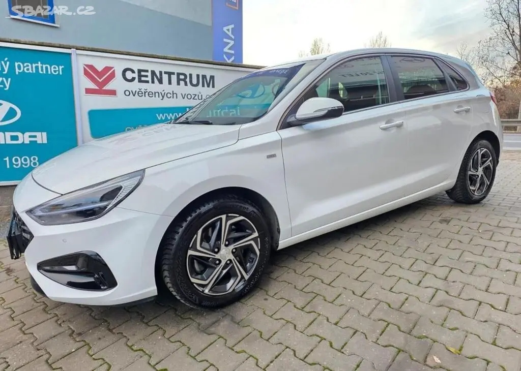 Hyundai i30 1.5-MHEV-48V-BENZIN-ZÁRUKA - fotka 5