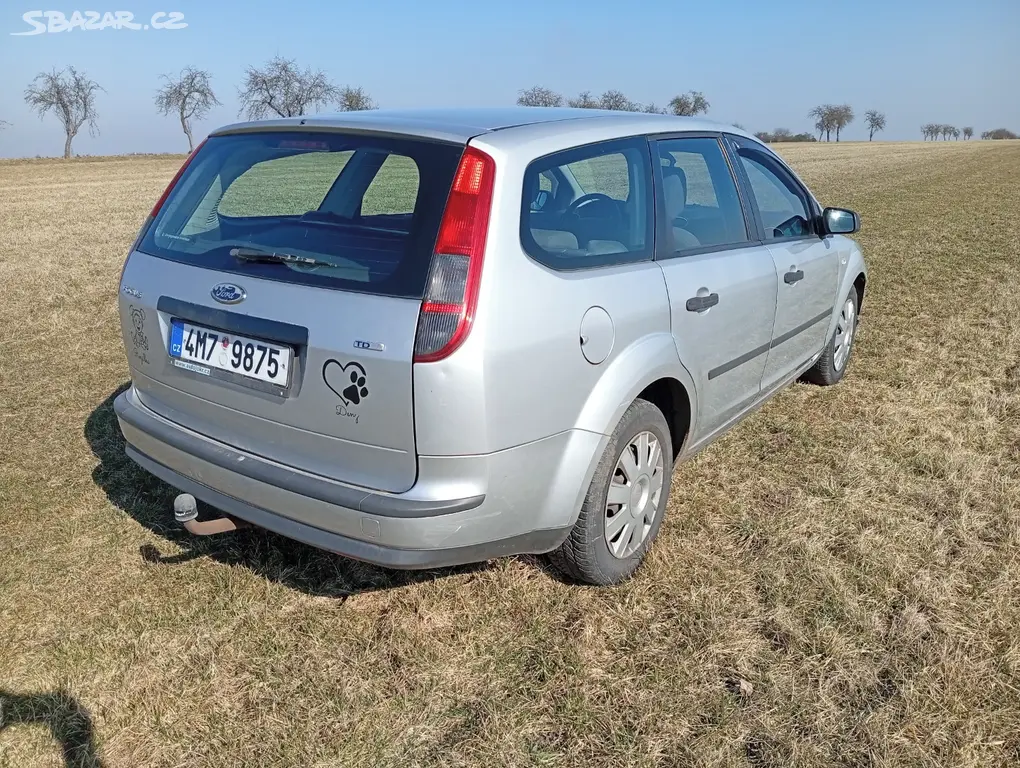 Ford FOCUS KOMBI II 1.6 TDCI 80kw 2006 STK 02/27 - fotka 4