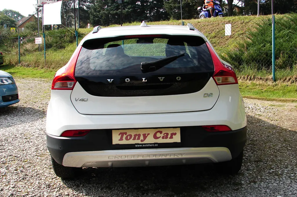 Volvo V40 2.0D 16V 120PS Cross Country NAVI,DVD - fotka 6