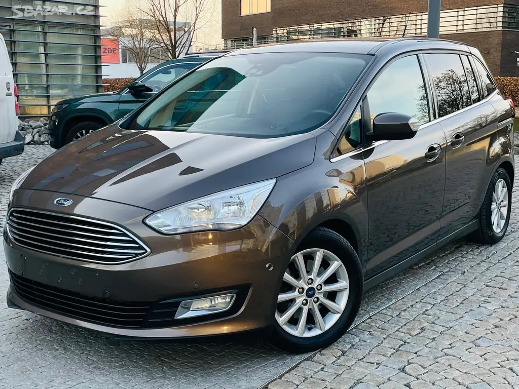Ford Grand C-MAX, 2.0TDCi MAN TAŽNÉ 1MAJITEL - fotka 3