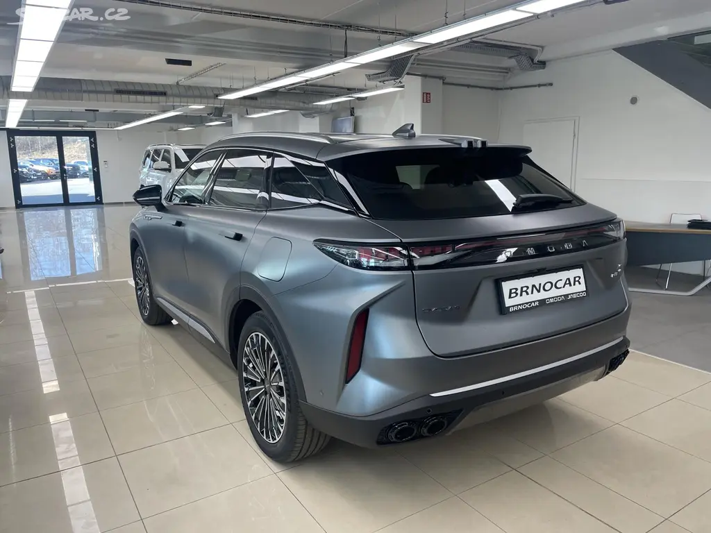Omoda 9, Omoda 9 PHEV Premium - fotka 4