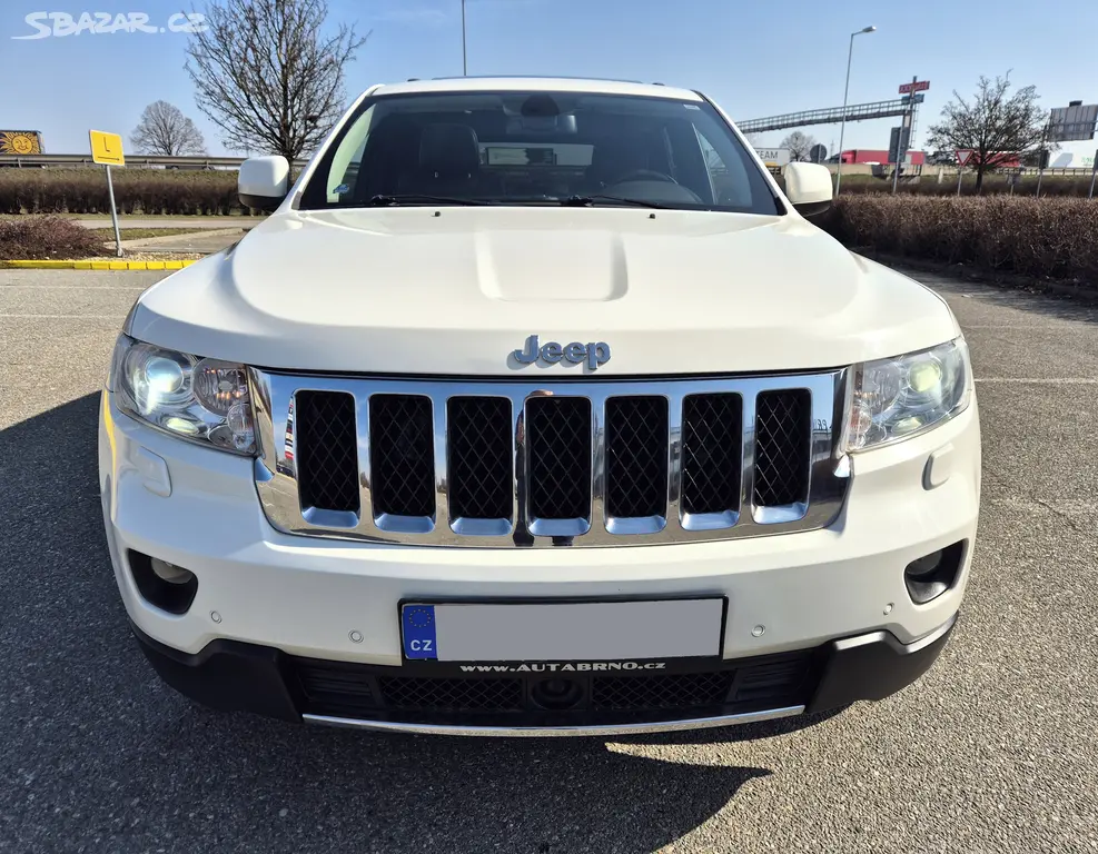 Jeep Grand Cherokee, 3.0CRD 177KW OVERLAND 4x4 - fotka 2