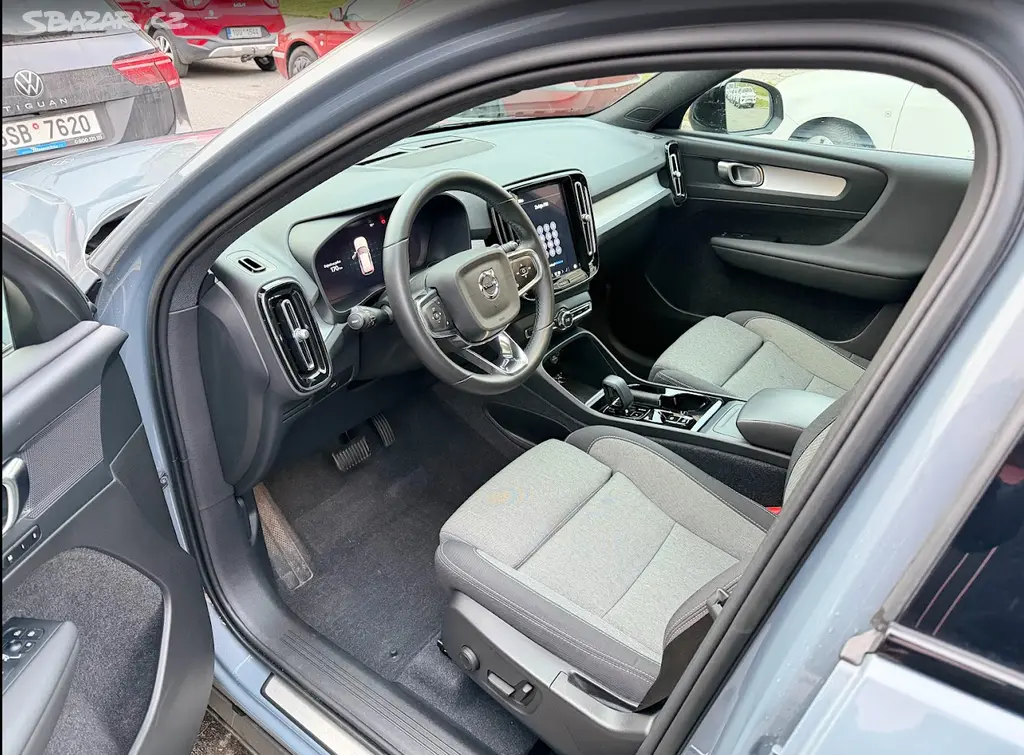 Volvo XC40 B4*2023*ČR*31tis km*Servis CZ+ZÁRUKA - fotka 5