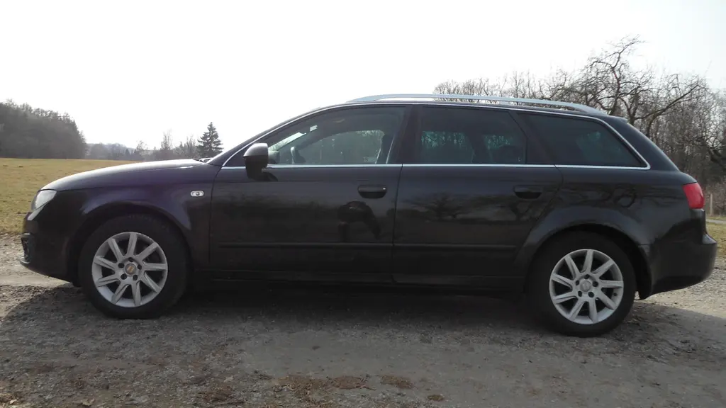 Seat Exeo, 2,0 TDI, 88 kW - fotka 5