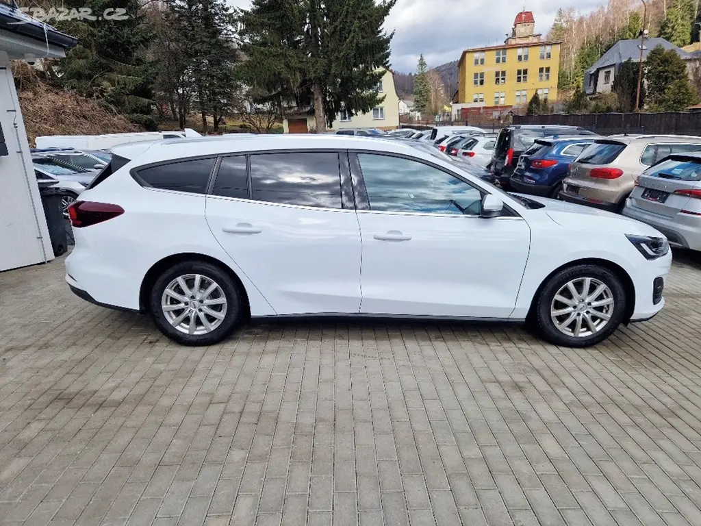 Ford Focus, 1.5 TDCi (88 kW), TITANIUM - fotka 6