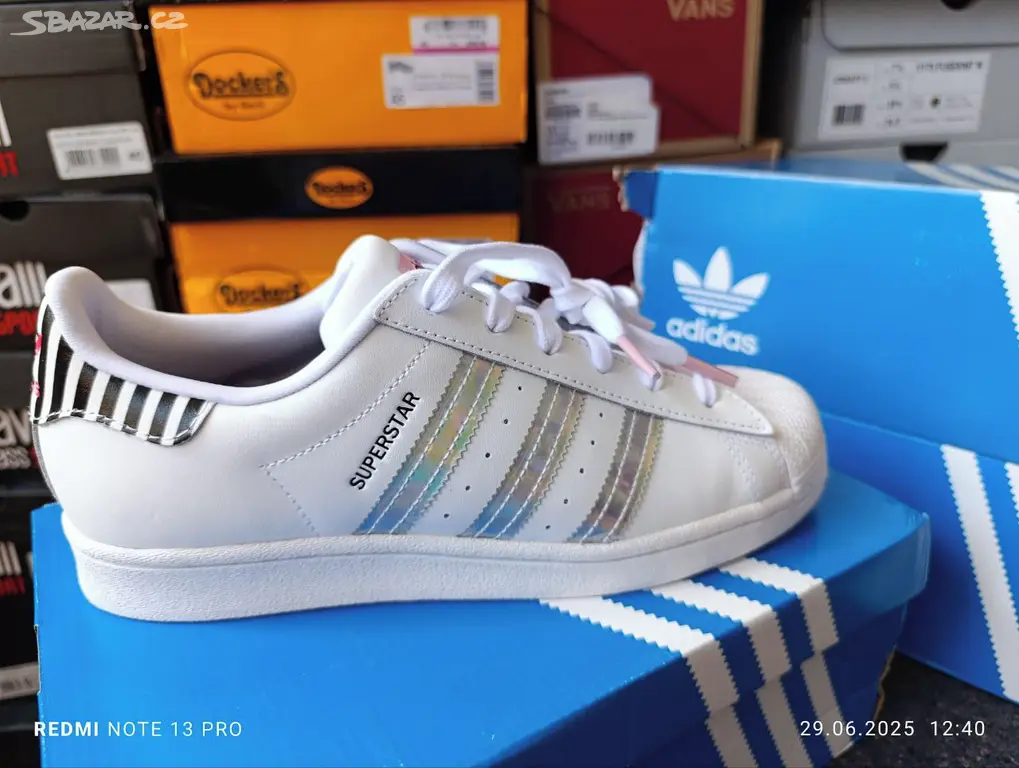 adidas gazelle silver green womens adidas Originals Multix C Grey One / Glow Pink / Core Black  Heppo.com