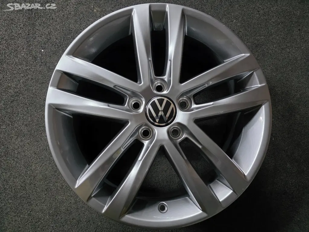 VW Touran Alu kolo 17 5TA601025G 1 Ks Salvador