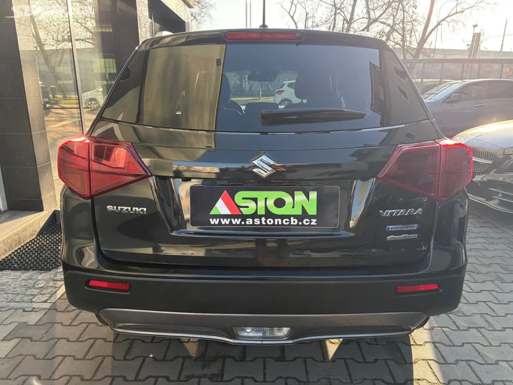 Suzuki Vitara 1,4i - hybrid,4x4,serviska,Comfort - fotka 5