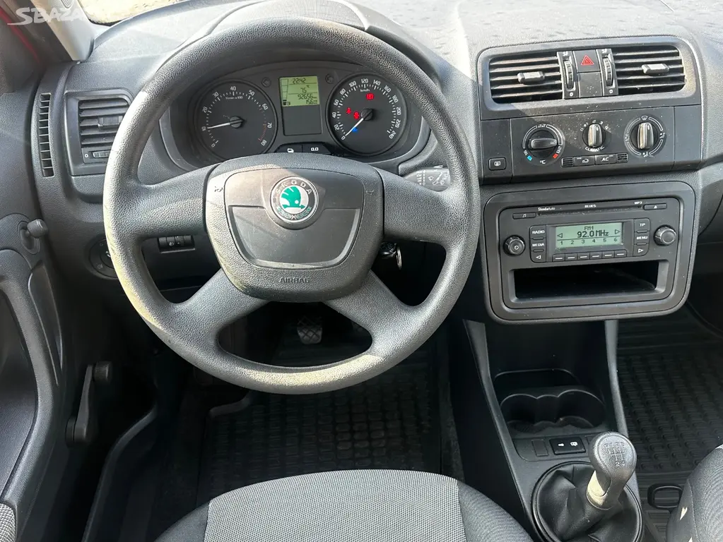 Škoda Fabia II 1.2i, r.2011, klima, 92 650km, stk - fotka 5
