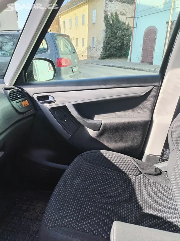 Citroen C4 grand Picasso 2012 2.0 Diesel - fotka 6