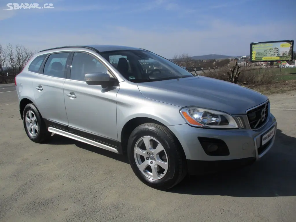 Volvo XC60 2.4 D5*136kW*AWD*197TKM*6MAN.P - fotka 3