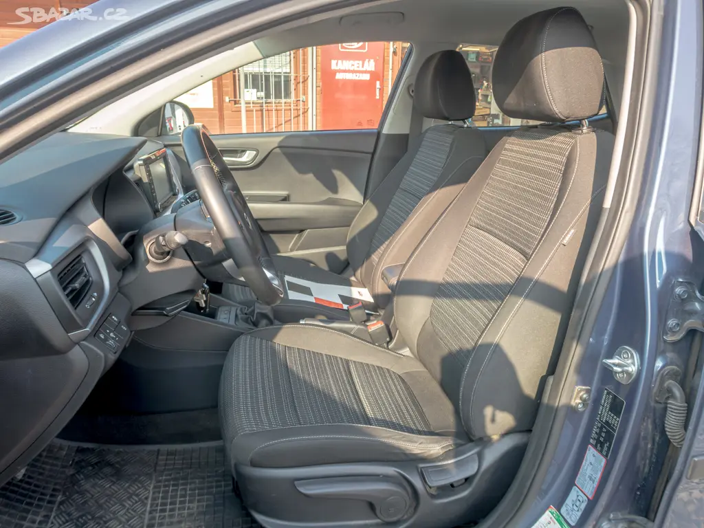 Kia Stonic ČR 1.4T 74KW NAVIGACE - fotka 6