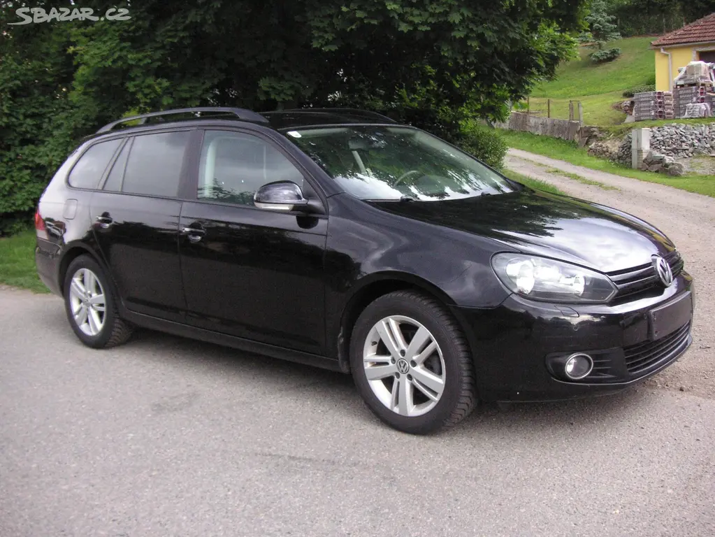 Volkswagen Golf 6 Variant 1.6 TDI DSG - Serviska - fotka 2