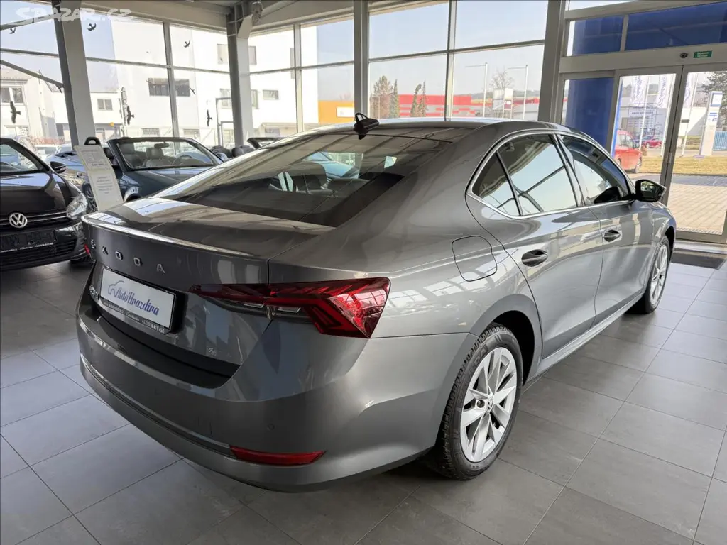 Škoda Octavia, 1,5 110kW,STYLE,ČR,SERVISKA - fotka 6