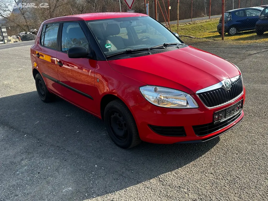 Škoda Fabia II 1.2i, r.2011, klima, 92 650km, stk - fotka 2