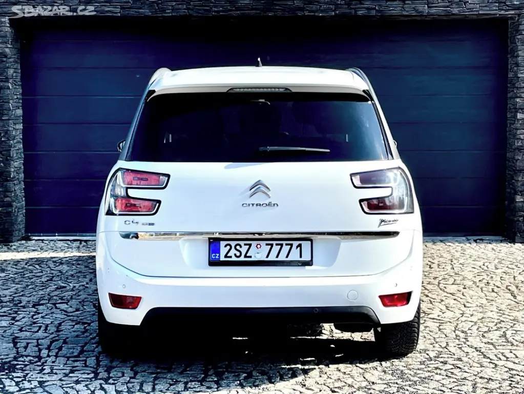 Citroën C4 Picasso 2.0 HDi Automat Exclusive - fotka 5