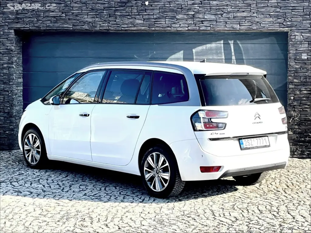 Citroën C4 Picasso 2.0 HDi Automat Exclusive - fotka 4