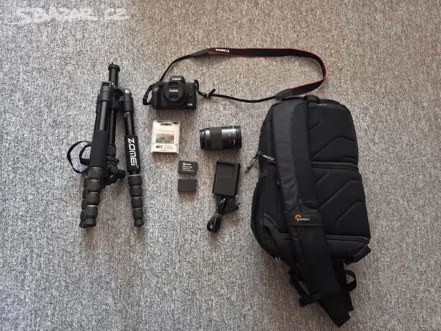 Appareil Photo Canon EOS 50 Avec Objectifs 50mm & 28-80mm - Set Complet, état Occasion D'un Professionnel