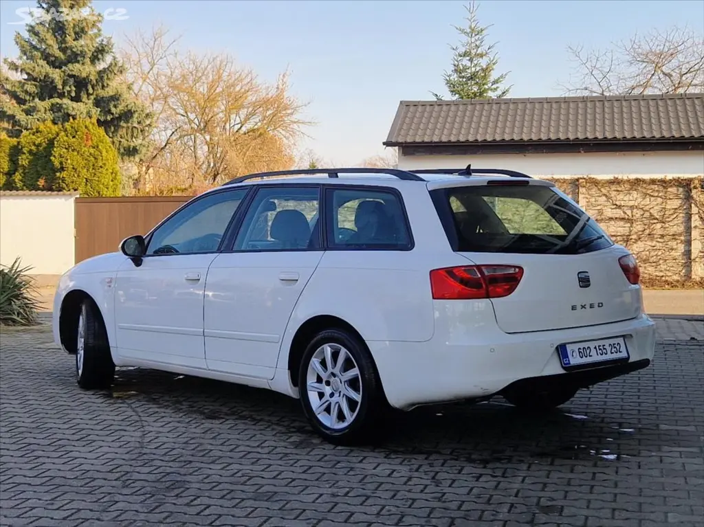 Seat Exeo, 2,0 TDI Hezký stav - fotka 3