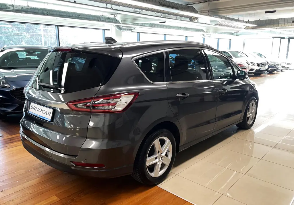 Ford S-MAX, Titanium 2,0Ecoblue 110kW - fotka 6