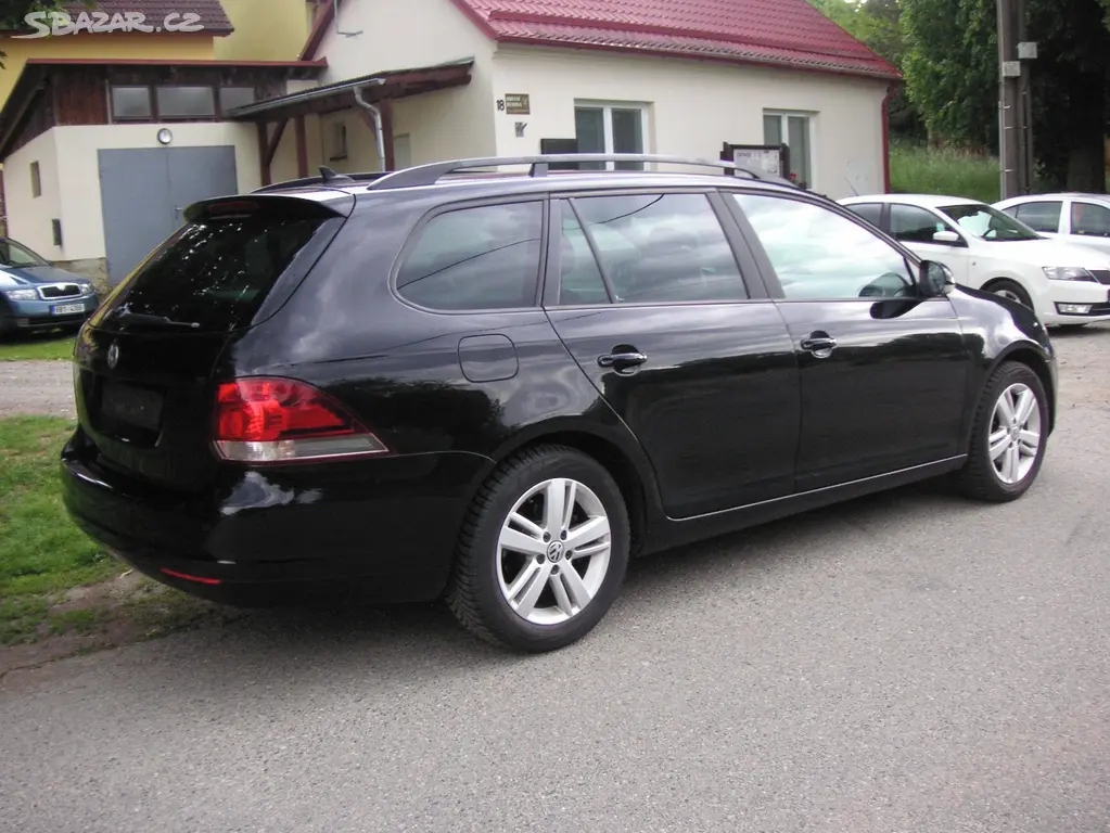 Volkswagen Golf 6 Variant 1.6 TDI DSG - Serviska - fotka 6