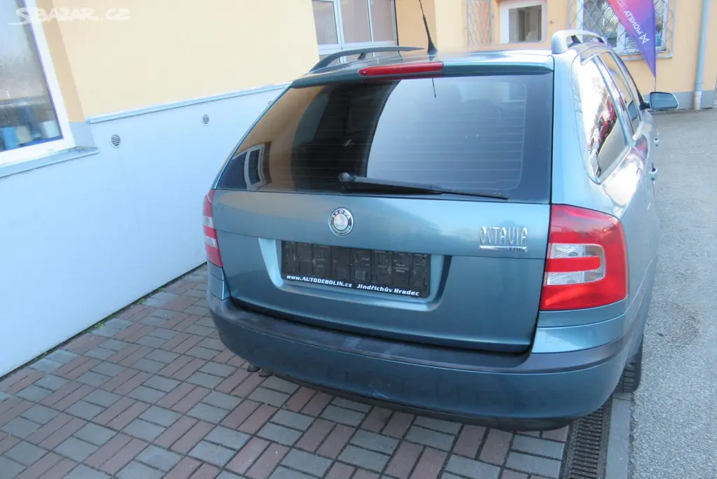 Škoda Octavia, 1.9 TDi AUT. KLIMA TEMPOMAT - fotka 4