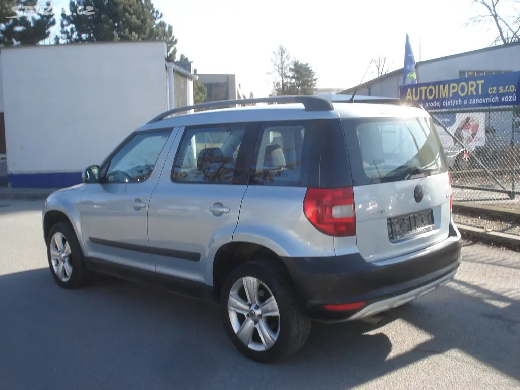 Škoda Yeti, 2.0 TDi 4x4 ELEGANCE - fotka 3