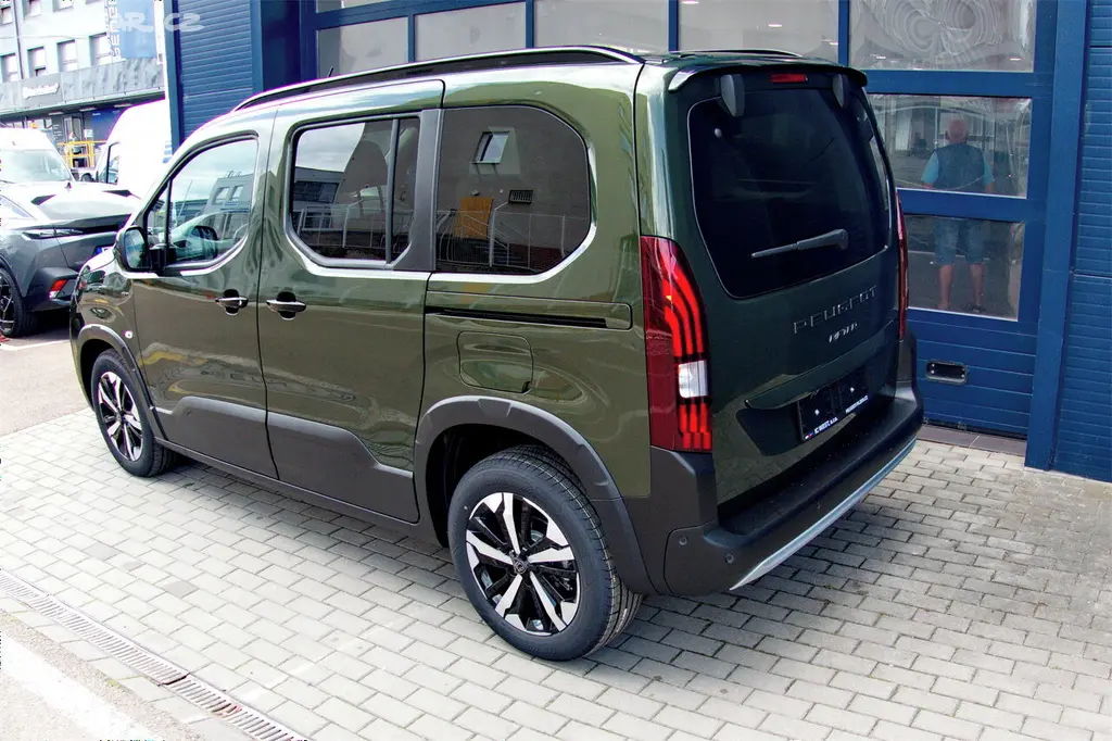 Peugeot Rifter, GT BlueHDi 130 S&S EAT8 - fotka 3