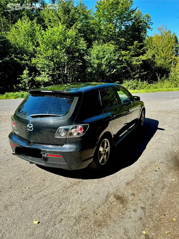Mazda 3 - fotka 4