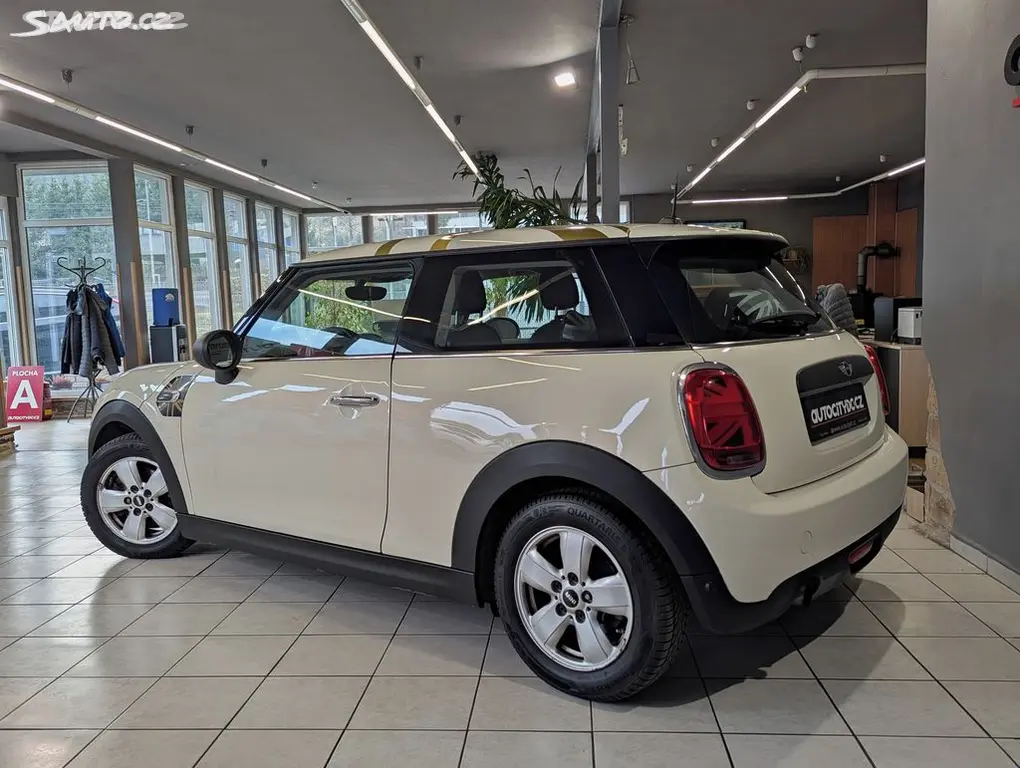 Mini One, 1.2 i 75kW VÝHŘEVY, PDC - fotka 2