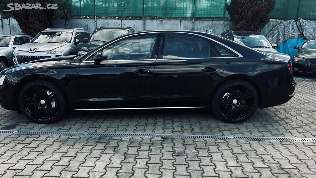 Audi A8 4,2TDi Quattro 258KW 2011, black line - fotka 3
