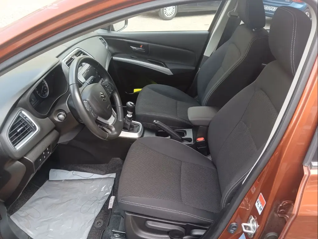 Suzuki SX4 S-Cross 1.4 Comfort 4x2 - 129 PS - fotka 6