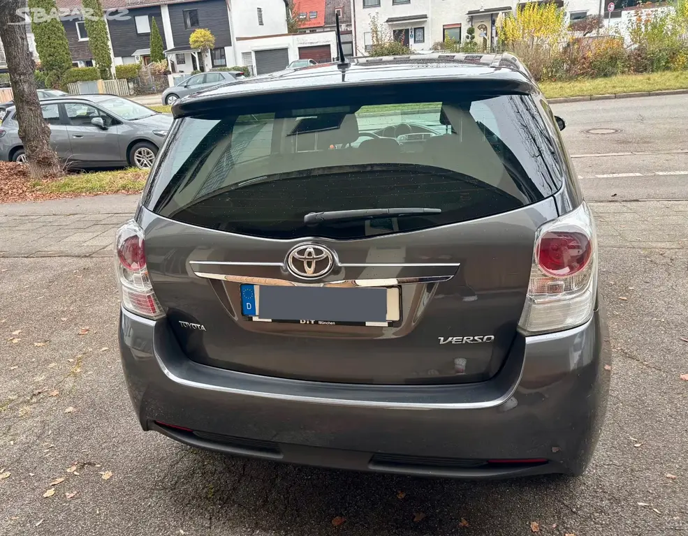 Toyota Verso 1.8i AUT. Edition-S benzín 108kw - fotka 5