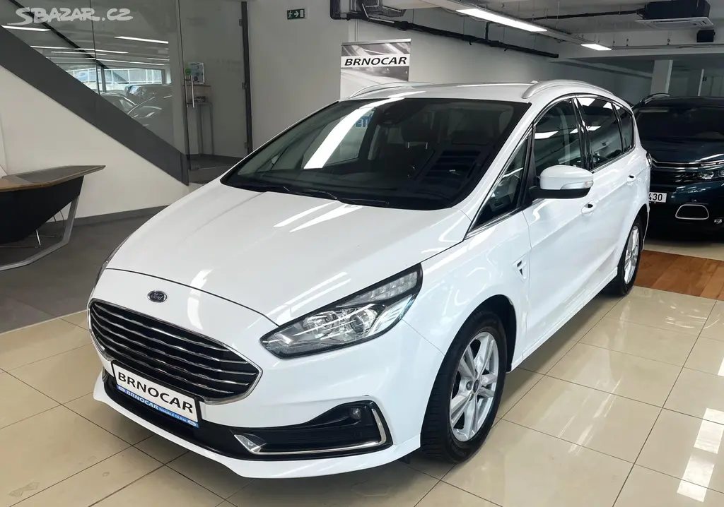 Ford S-MAX, Titanium 2,0D 110kW 7 MÍST, ČR - fotka 3