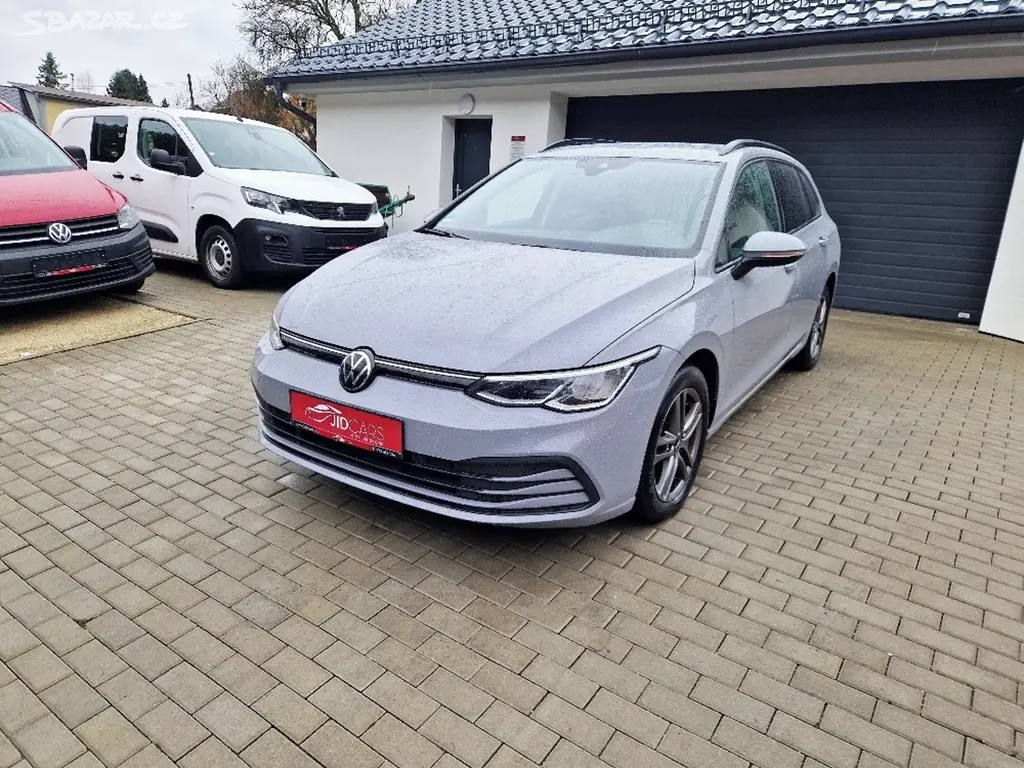 Volkswagen Golf, 2.0 TDi (110 kW), plný servis - fotka 2