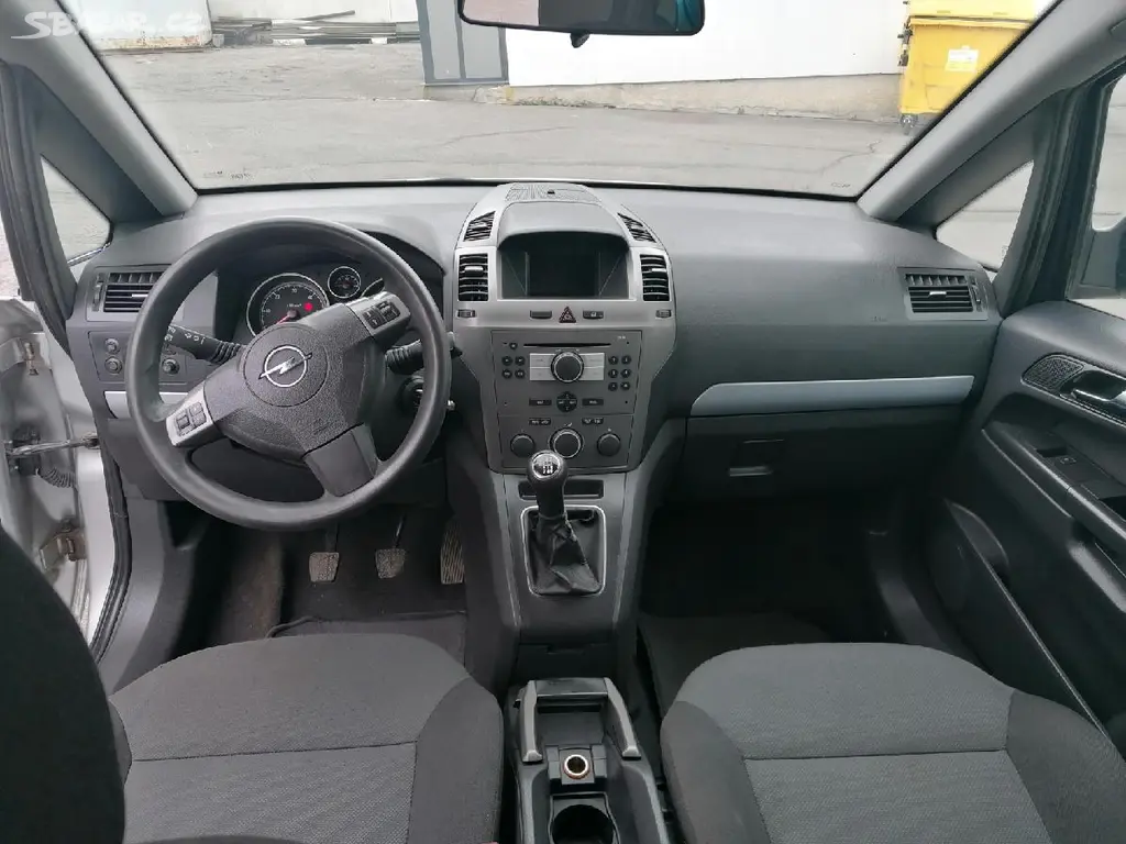 ZAFIRA 1,9 CDTI ECOTEC - fotka 6