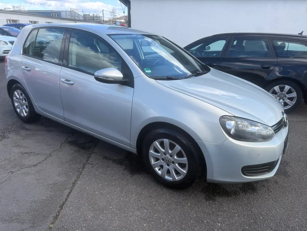 Volkswagen Golf 6 2.0 TDI 81 KW, 2009, nová STK - fotka 4