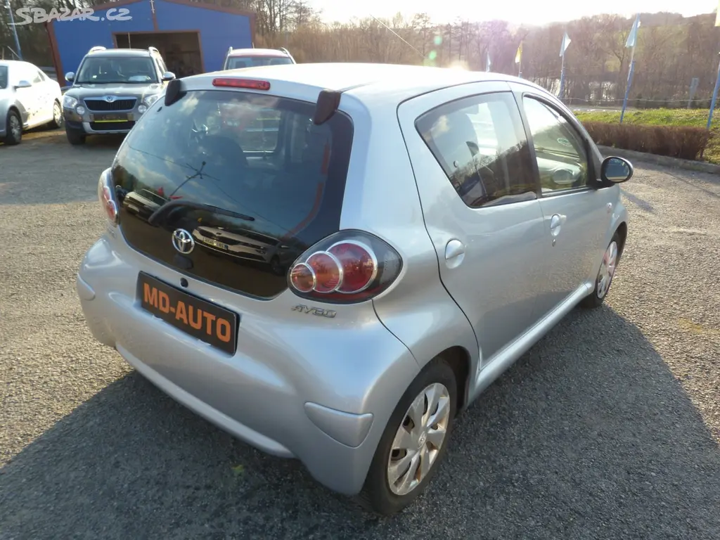 Toyota Aygo, 1.0 Cool Automat - fotka 6