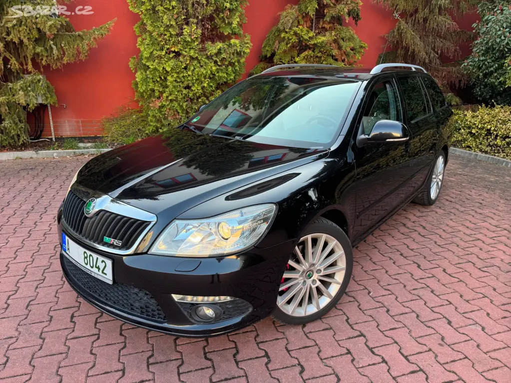 Škoda Octavia II 2.0 TDI 125kW RS,1.Majitel,Xenon.