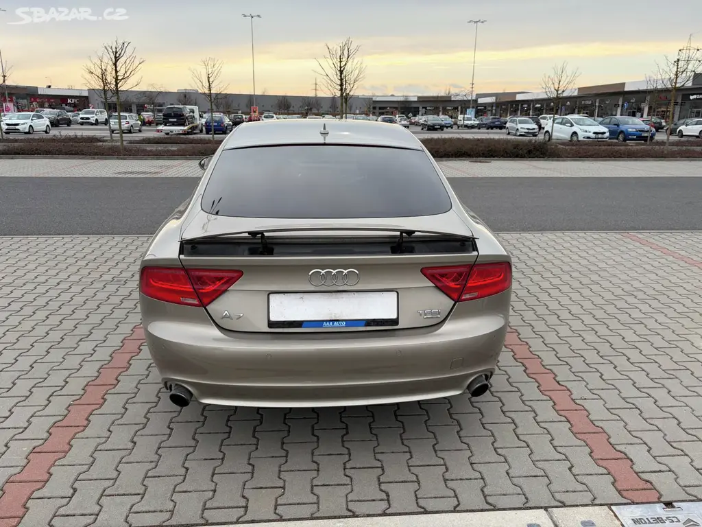 Audi A7 3.0 TFSi 220kw max výbava serviska DPH - fotka 4