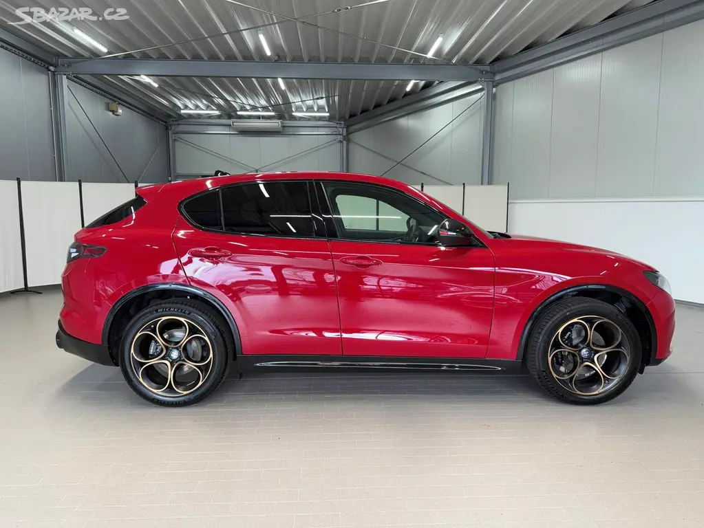 Alfa Romeo Stelvio, 2.0 Turbo 280k Q4 AT8 INTENSA - fotka 5